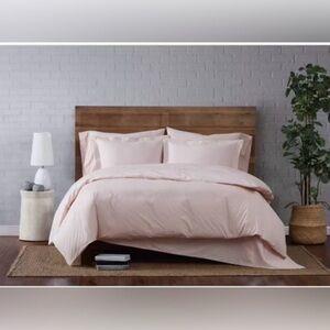 Elegant Pink Bedding Set

Classic Cotton Duvet Set - Brooklyn Loom